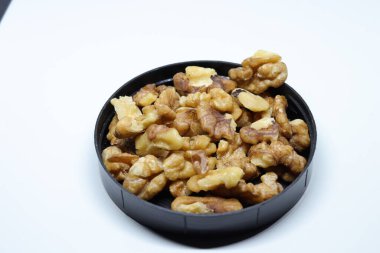 Beyaz Arkaplanda İzole Duvar Fındıkları