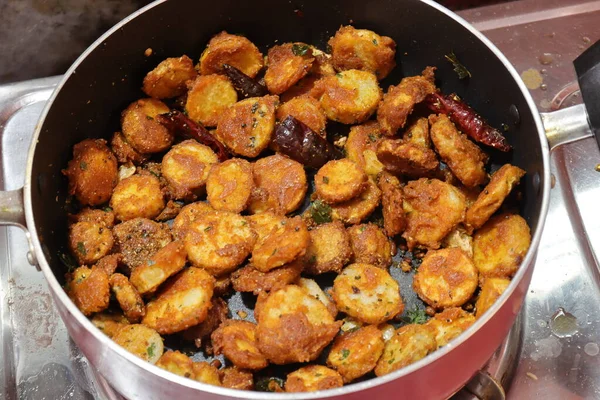 Taro Colocasia Esculenta Bakken Geïsoleerde Witte Achtergrond — Stockfoto