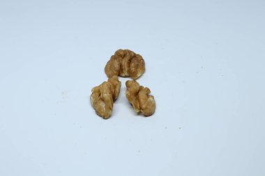 Beyaz Arkaplanda İzole Duvar Fındıkları