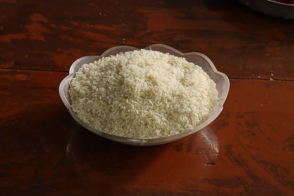 Organická Rýže Izolované Dřevě Pozadí — Stock fotografie