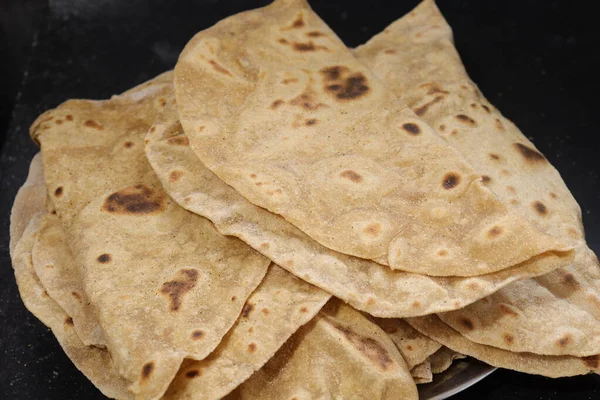 Homemade Fresh Wheat Flour Chapati Roti Which Indian Flat Bread — Stock Photo, Image