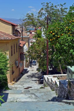 Yunanistan 'ın tarihi Nafplio kentinde yaz yürüyüşü.