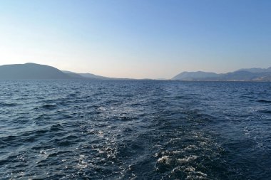 Lefkada adasından yelkenliyle ayrılıp Preveza 'ya gitmek..