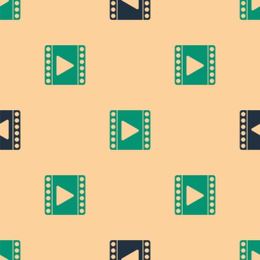 Yeşil ve siyah oyun video simgesi bej arkaplandaki kusursuz deseni izole etti. Film şeridi tabelası. Vektör İllüstrasyonu.