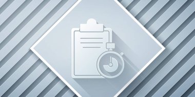 Gri arkaplanda dağıtım listesi simgesinin kağıt kesimi doğrulaması izole edildi. Kağıt sanatı tarzı. Vektör İllüstrasyonu