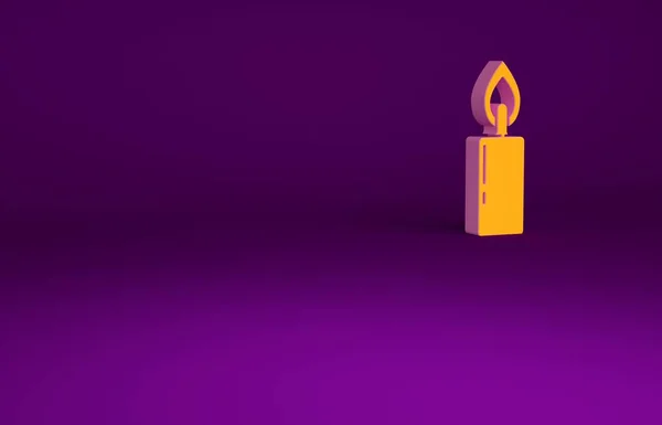 Icône de bougie brûlante orange isolé sur fond violet. Bougie cylindrique bâton avec flamme brûlante. Concept de minimalisme. Illustration 3D rendu 3D — Photo