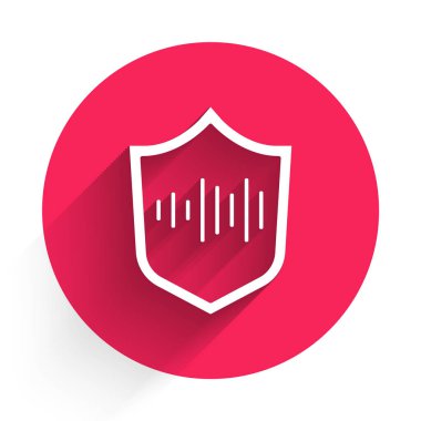 Beyaz Kalkan ses tanıma simgesi uzun gölgeli izole edildi. Kimlik tanıma için ses biyometrik kimlik doğrulaması. Kırmızı daire düğmesi. Vektör.