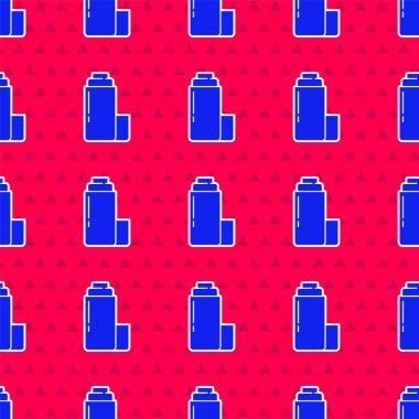 Mavi Termos konteynır ikonu kırmızı arka planda izole edilmiş pürüzsüz desen. Termo matara ikonu. Kamp ve yürüyüş ekipmanları. Vektör.