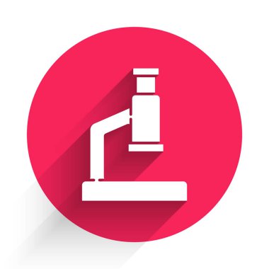 Beyaz mikroskop simgesi uzun gölgeli. Kimya, ilaç aleti, mikrobiyoloji büyütme aracı. Kırmızı daire düğmesi. Vektör.