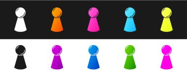 Oyun simgesi için Chip 'i siyah ve beyaz arkaplanda izole et. Vektör.