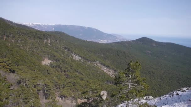 Panorama Las Montañas Crimea Día Soleado Primavera Vista Del Bosque — Vídeos de Stock