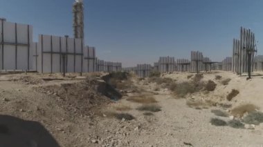 Güneş Panelleri 'nin Yeşil ve Yenilenebilir Enerji Uçuşunun İHA görüntüsü