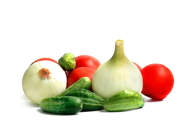 Legumes Frescos Cebolas Tomate Pepinos Fundo Branco — Fotografia de Stock