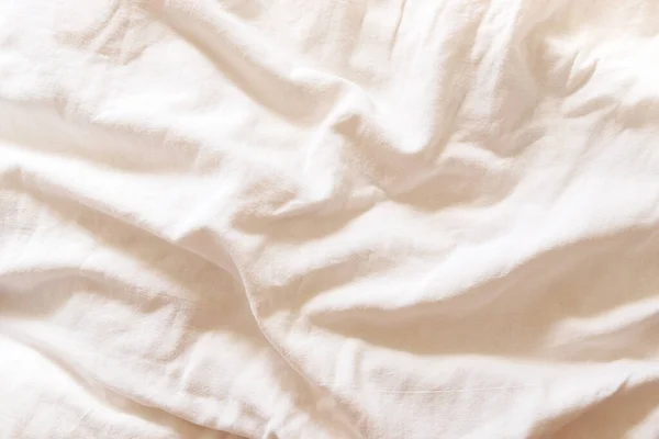 Ráncos Fehér Lepedő Omforable Kép Reggeli Fényben Ágynemű Textúra Pamut — Stock Fotó