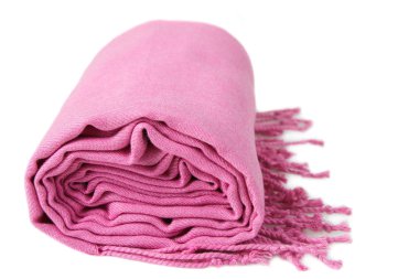 Beyaz izole bir sonbahar pembe eşarp. Kopya alanı.