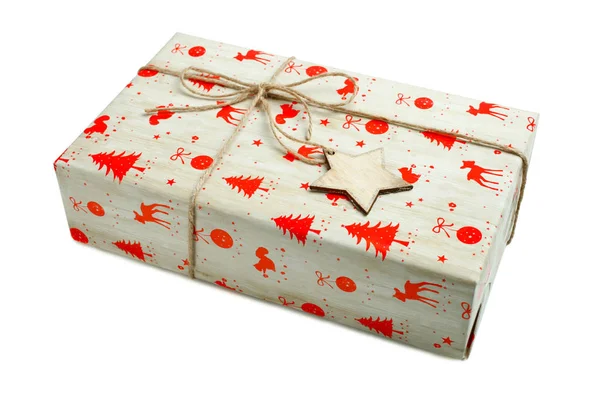 Egy Karácsonyi Ajándék Szép Csomagolásban Elszigetelt Fehér — Stock Fotó