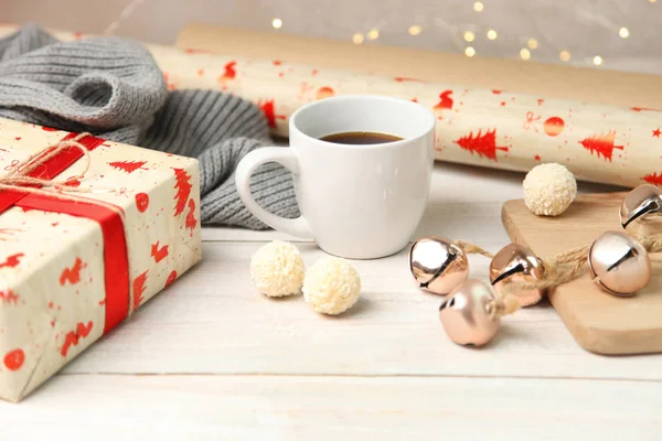 Packing Christmas Presents Cup Hot Tea Sweet Candies White Wooden — Stock Photo, Image