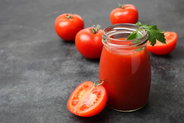 Fresh tomato juice — Stock Photo, Image