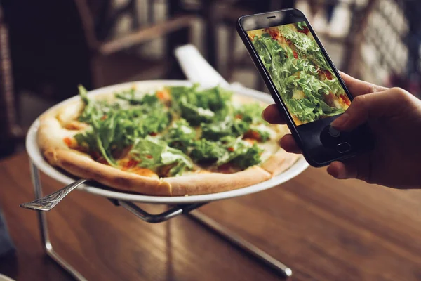 Pizza com verduras . — Fotografia de Stock
