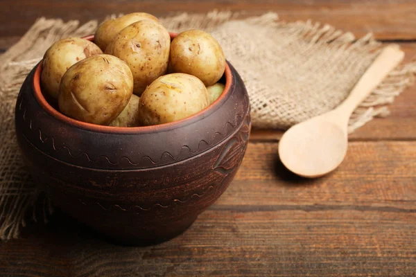 Patatas jóvenes hervidas — Foto de Stock