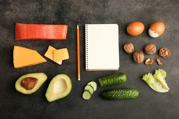 Prodotti a basso contenuto di carboidrati per la dieta chetogenica — Foto Stock