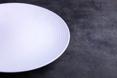 temiz yuvarlak boş plaka