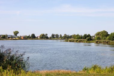 Kırsal güzel nehir