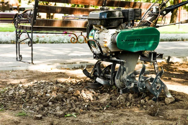 Bodenbearbeitung Mit Einem Kultivator Landmaschinen — Stockfoto