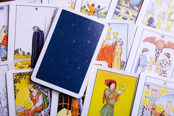 Jeu Cartes Tarot Sur Table — Photo