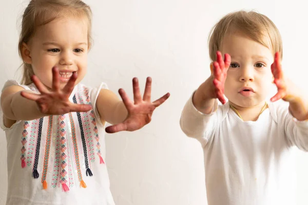 Painting Fun Kids Happy Children Play Paint Dirty Hands Brother — Stock Photo, Image