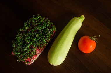 Genç turp filizleri. Sağlıklı yiyecekler. Boş alan