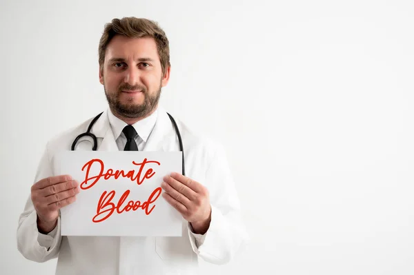 Portrait Male Doctor Stethoscope Medical Uniform Holding White Paper Smileing — Stock Photo, Image