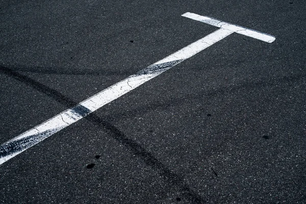 Asphalt Surface Empty Parking White Road Marking Lines Wheel Tracks — Stock Photo, Image