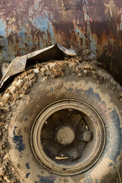 Roues Boueuses Grand Camion Gros Plan — Photo