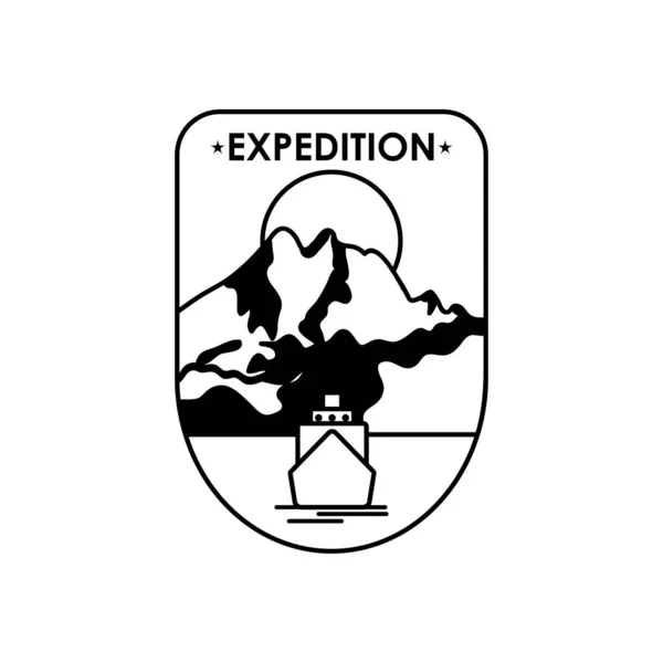 带山地景观设计的远征盾徽,轮廓风格 — 图库矢量图片