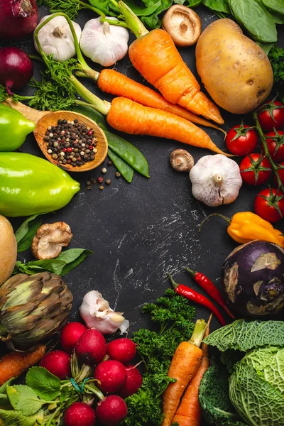 Fresh organic vegetables — Stock Photo, Image