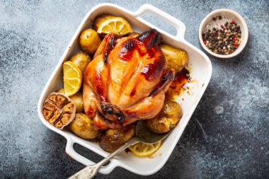 fırında bütün tavuk