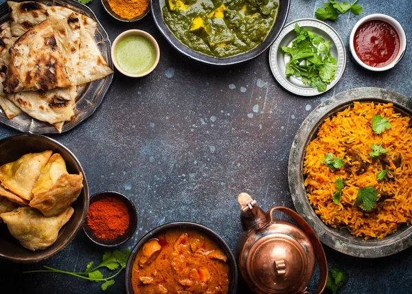 Auténticos platos y aperitivos indios —  Fotos de Stock
