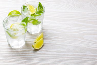 buz ile yaz içecekler