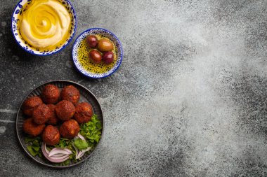 Geleneksel Orta Doğu yemeği falafel