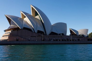 3 / 5 / 2016: Sydney Opera Evi, Sydney, Avustralya feribottan görüldüğü üzere.