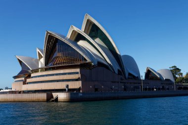 3 / 5 / 2016: Sydney Opera Evi, Sydney, Avustralya feribottan görüldüğü üzere.