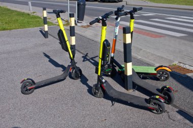 Elektrikli scooter Blinkee.city ve Hive in Katowice tarafından sağlanmıştır.