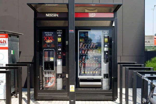 Nescafe ve KitKat 'tan satış makineleri