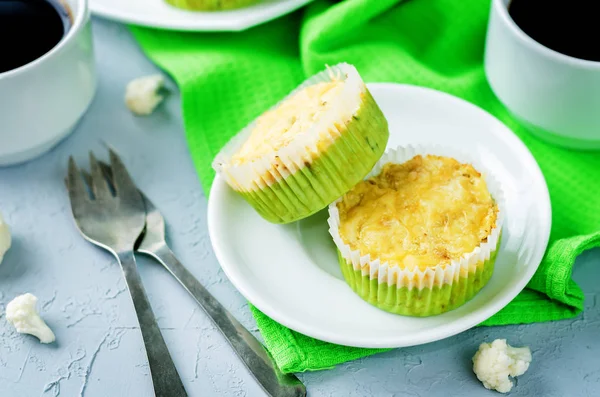 Cheesy cauliflower breakfast muffins