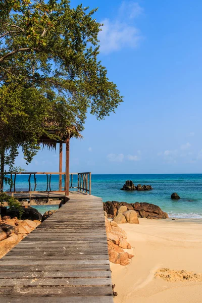 Trä Väg Tropical Resort Strandpromenaden Koh Mun Nork Rayong Thailand — Stockfoto