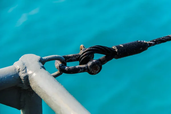 Sling Tied Shackle Warship — Stock Photo, Image