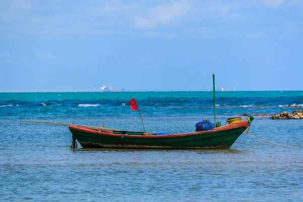 Barco Pesca Anclado Cerca Orilla Tailandia — Foto de Stock