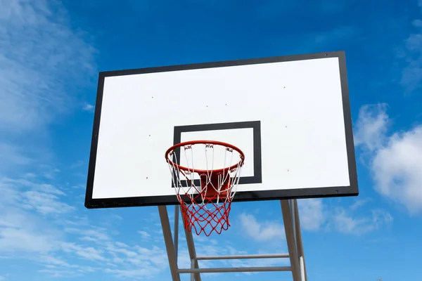 Basquete Aro Stand Playground Parque Fundo Céu — Fotografia de Stock