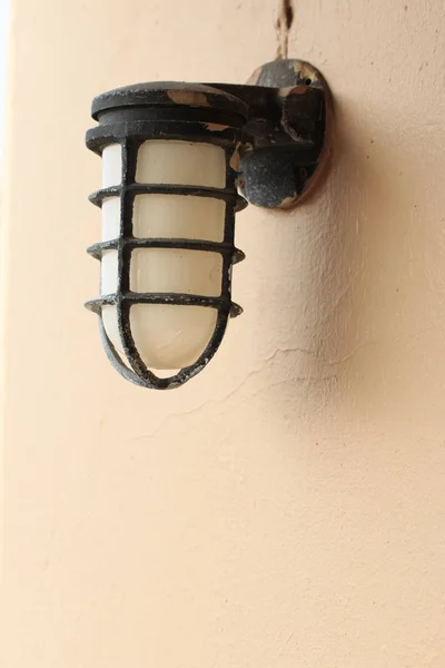 Vecchia Lampada Elettrica Muro Mattoni — Foto Stock